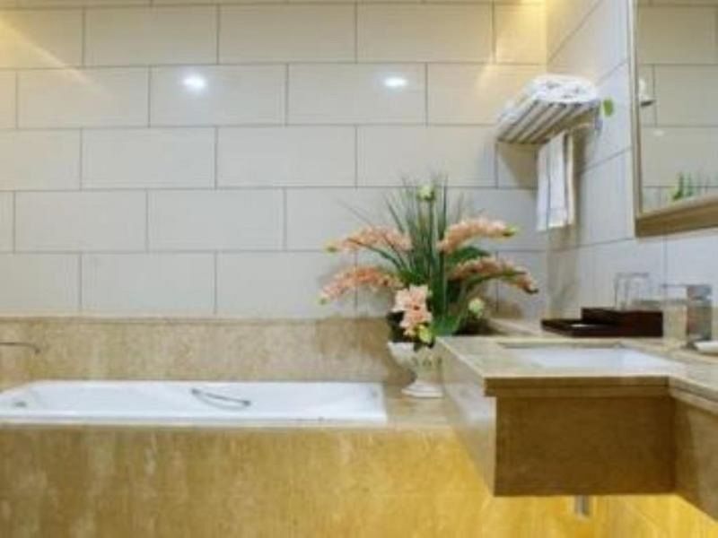 Vinenna International Hotel Shenzhen Shajing Экстерьер фото